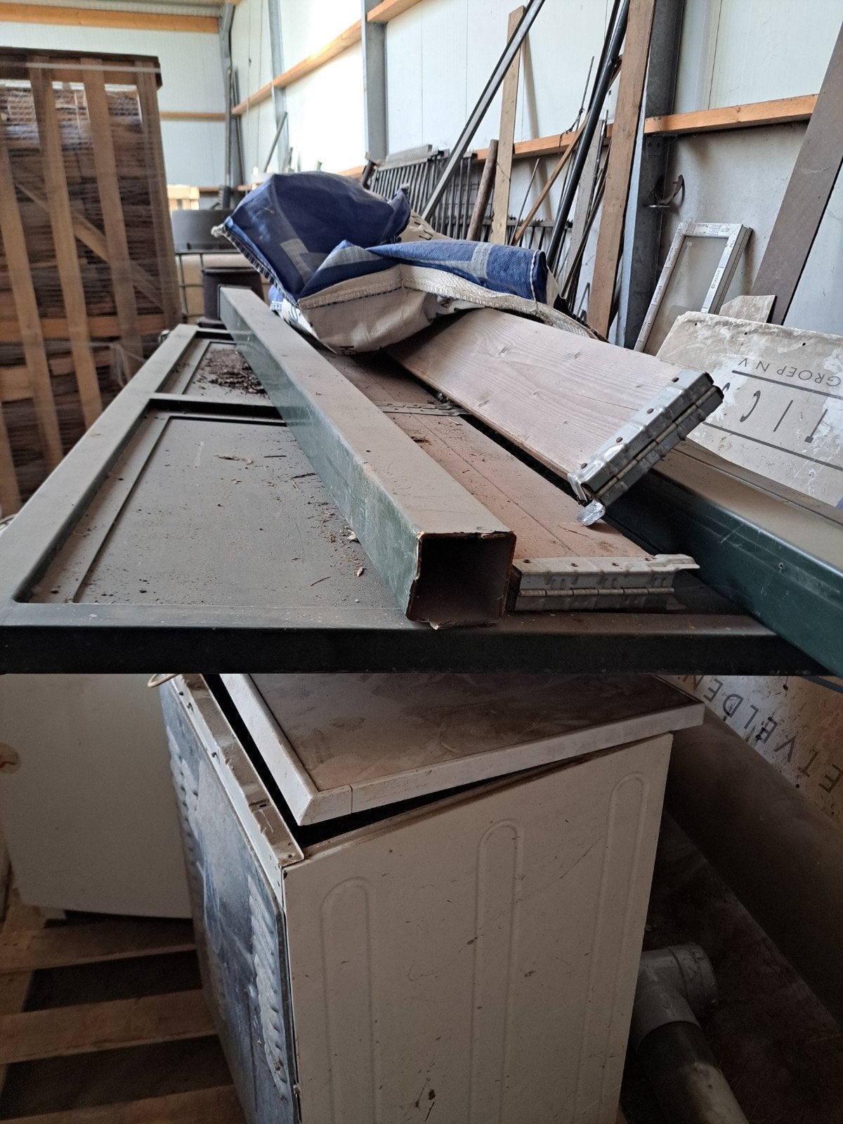IJzeren deur 197x115cm met palen en slot, Ophalen of Verzenden