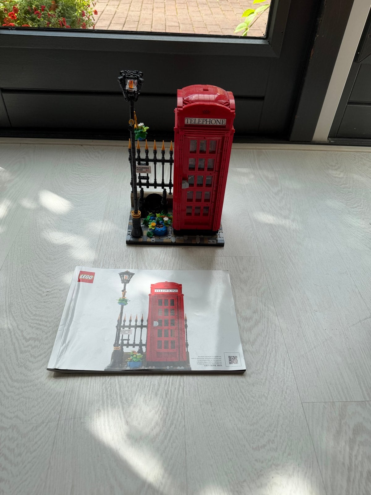 Lego London Telefooncel (21325) met instructies, Overige thema's, Verzenden, Lego, Zo goed als nieuw