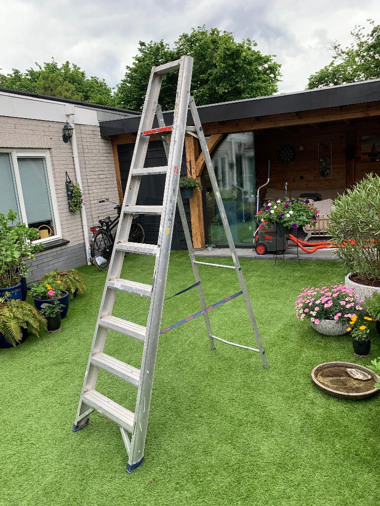 trap altrex ceo 8, Doe-het-zelf en Verbouw, Ladders en Trappen, Ophalen, Gebruikt, Trap, 2 tot 4 meter