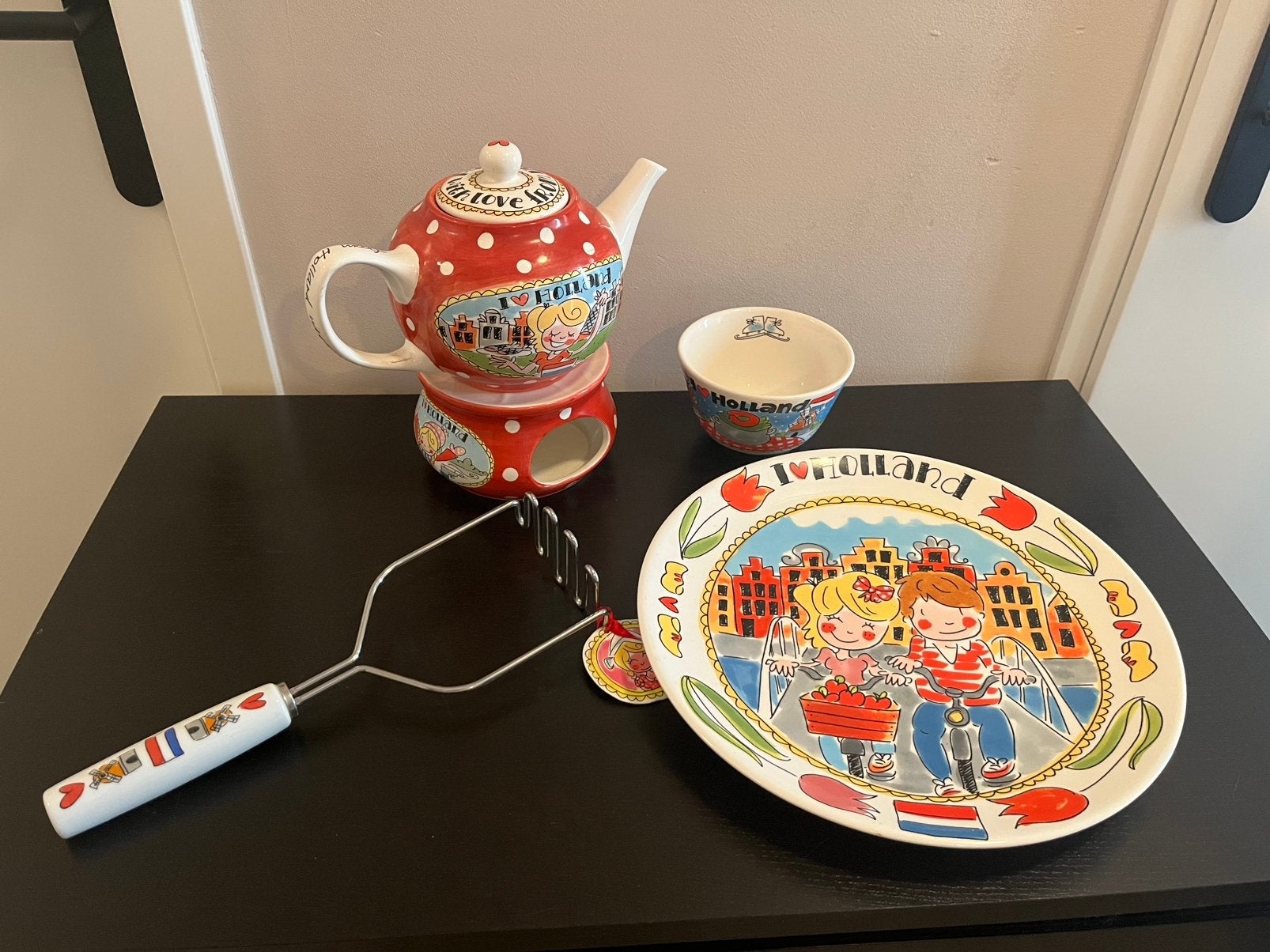 Holland Blond Amsterdam, Ophalen, Zo goed als nieuw, Aardewerk