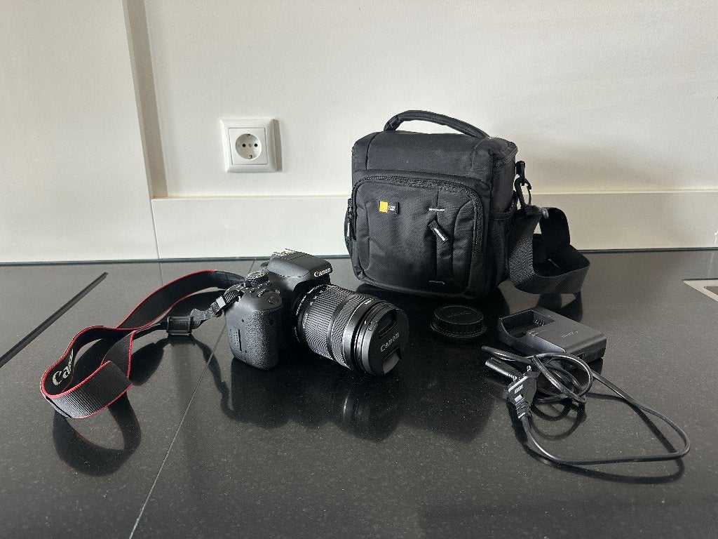 CANON EOS750D, Audio, Tv en Foto, Fotocamera's Digitaal, Ophalen, Spiegelreflex, Canon, Zo goed als nieuw