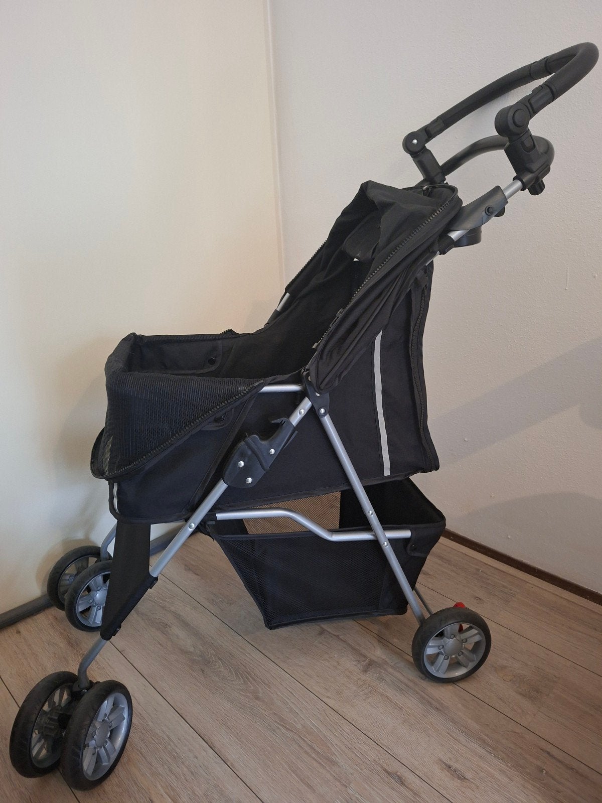 Hondenbuggy, Ophalen, Zo goed als nieuw