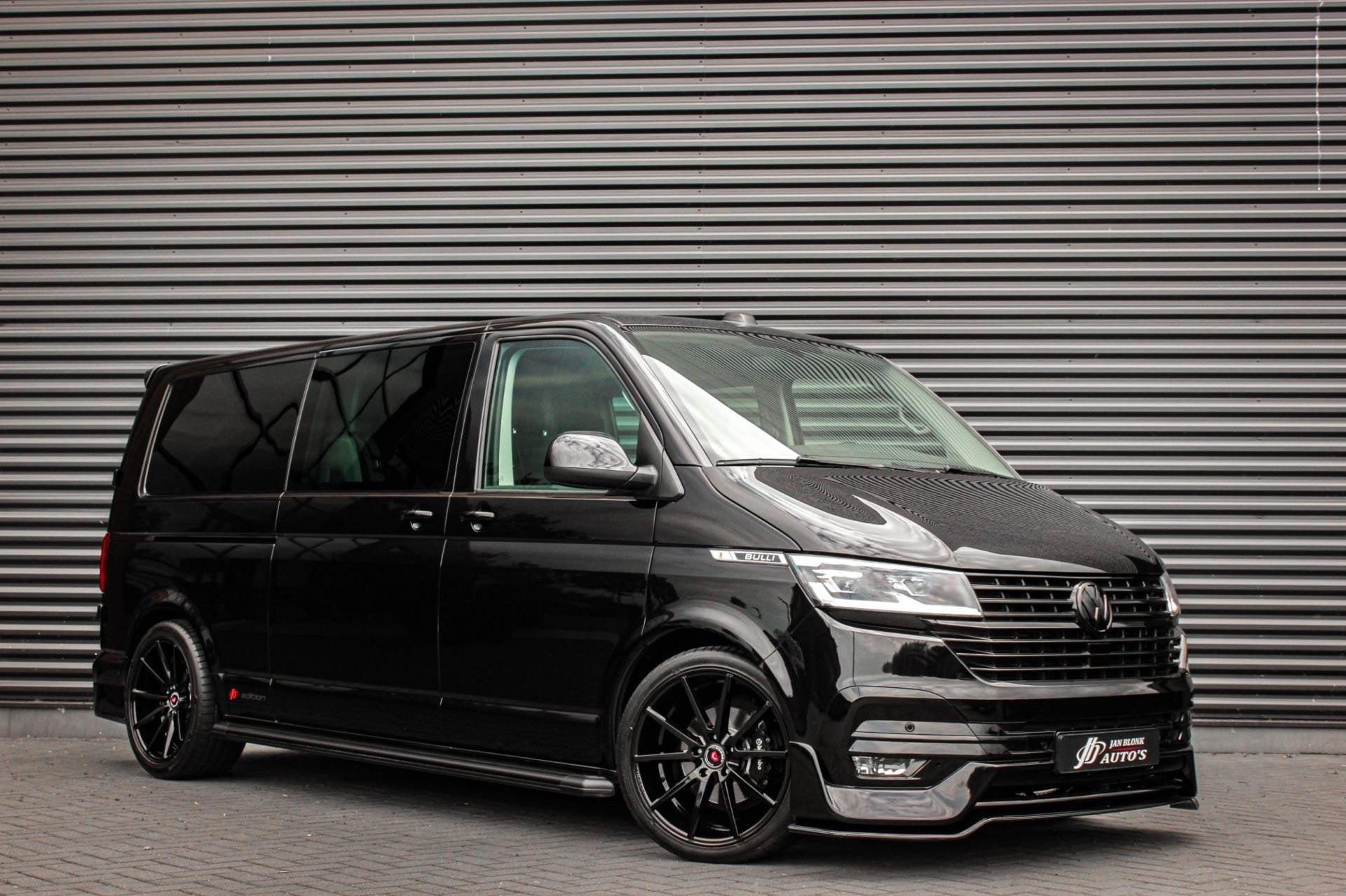 Volkswagen TRANSPORTER 2.0 TDI L2H1 150PK BULLI DC DUBBEL CA, Dealer onderhouden, 4 cilinders, 150 pk, Volkswagen