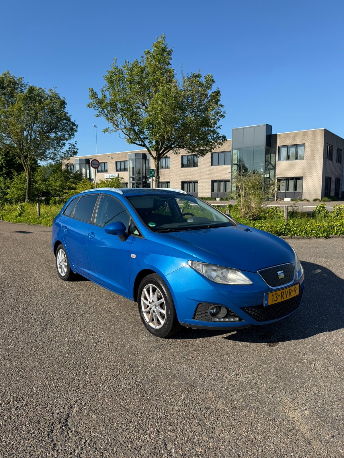 Seat Ibiza 1.2TDI 55KW Ecomotive ST 2011 Blauw, Auto's, Seat, Voorwielaandrijving, 74 pk, 1199 cc, Blauw