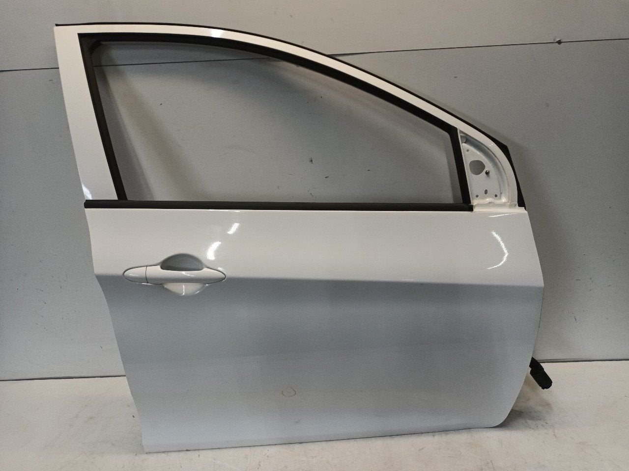 Portier rechts voor Kia Picanto, Onderdelen@venauto.nl, Van der Ven Autorecycling B.V., Ettenseweg 76, 4706 PB Roosendaal, The Netherlands