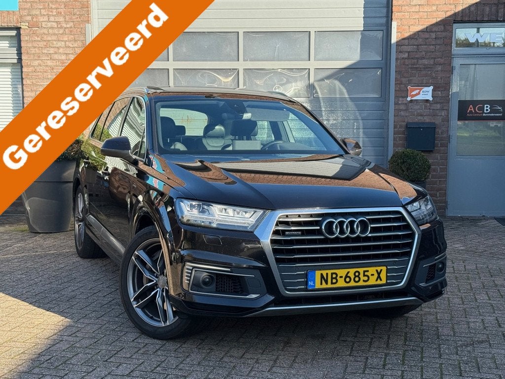 Audi Q7 3.0 TDI Hybride e-tron quattro Sport Panoramadak / T, Auto's, Audi, Automaat, Gebruikt, 2420 kg, Zwart