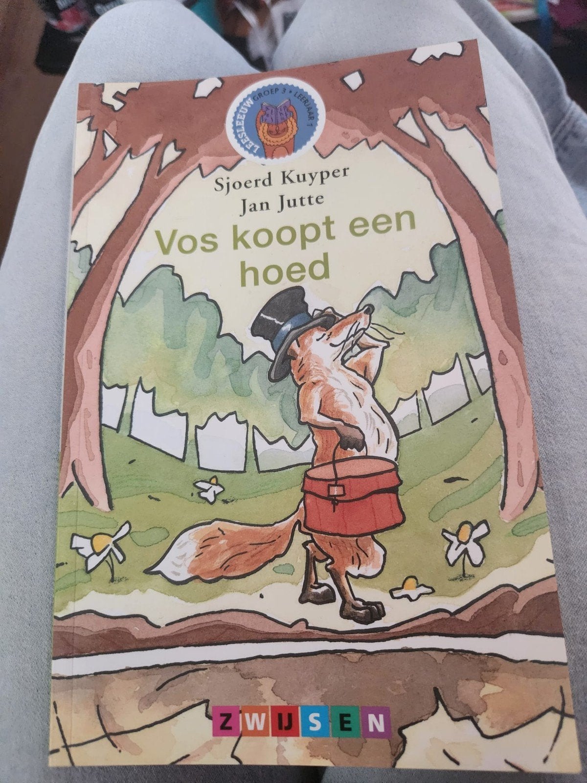 Vos koopt een hoed - Sjoerd Kuyper & Jan Jutte, Boeken, Kinderboeken | Jeugd | onder 10 jaar, Fictie algemeen, Sjoerd Kuyper, Jan Jutte