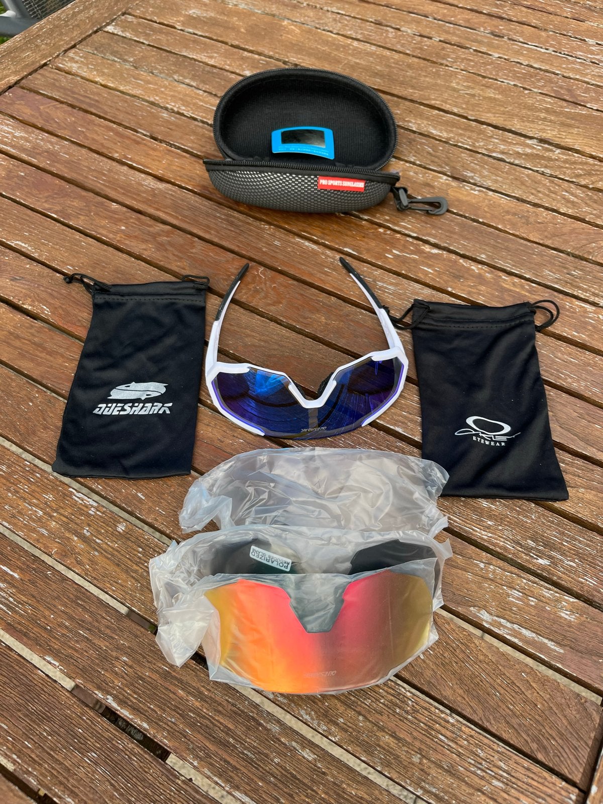 Queshark Sport Zonnebril met Verwisselbare Lenzen, Overige merken, Zonnebril, Wit, Nieuw