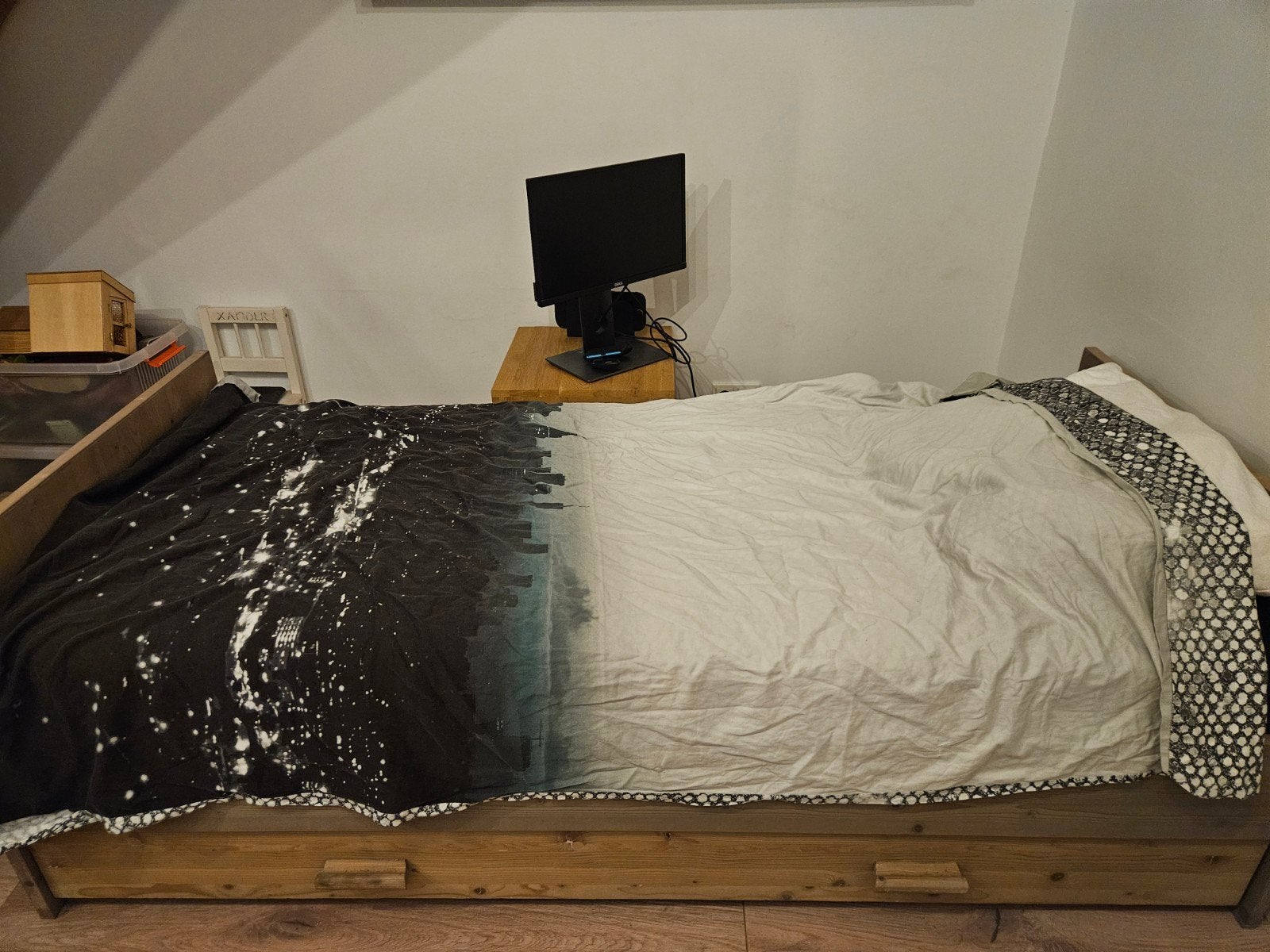 Eenpersoonsbed van hout met lade, Huis en Inrichting, Ophalen, Gebruikt, 90 cm, Eenpersoons