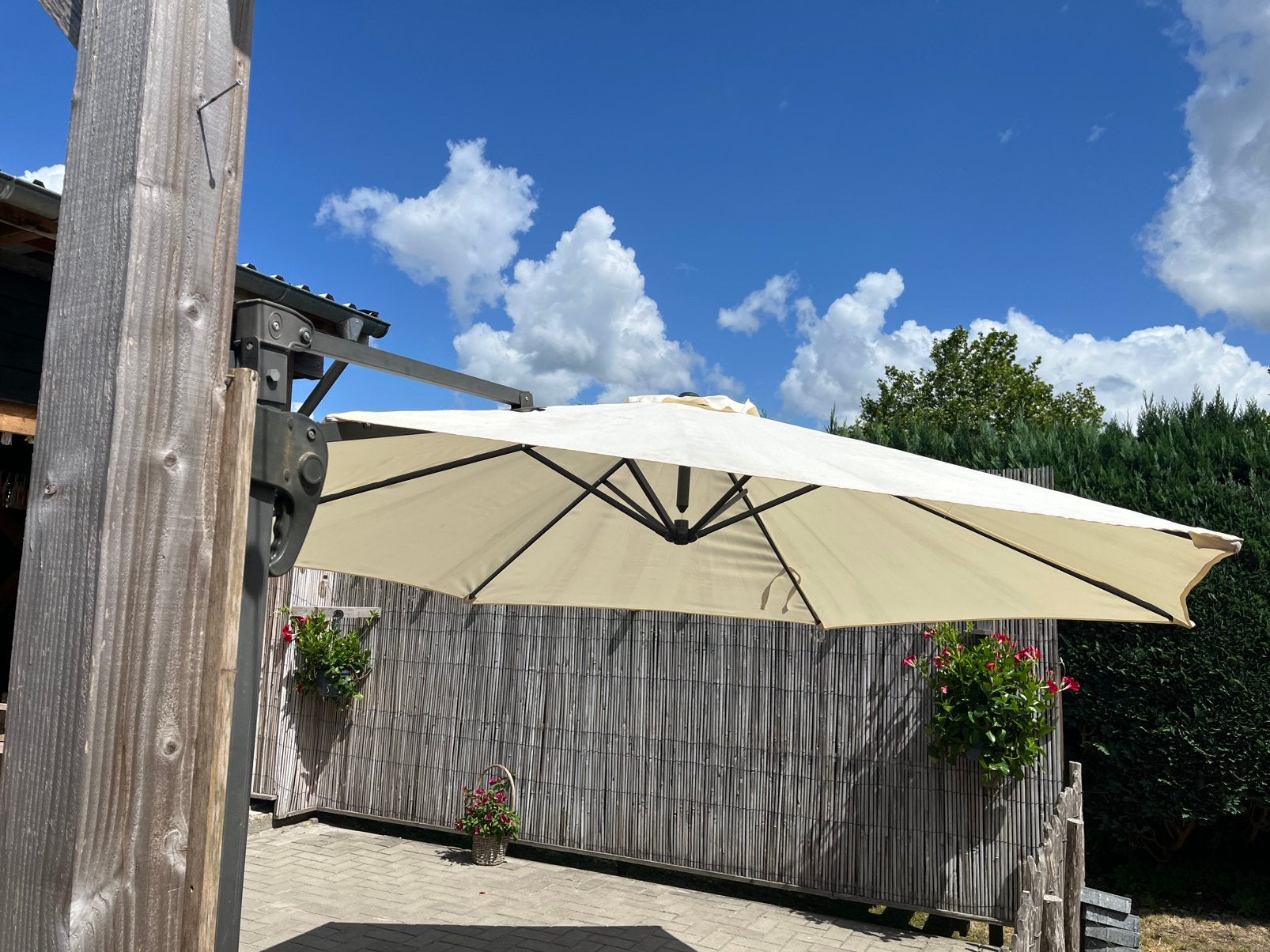 Wand parasol, Ophalen, Gebruikt, 2 tot 3 meter