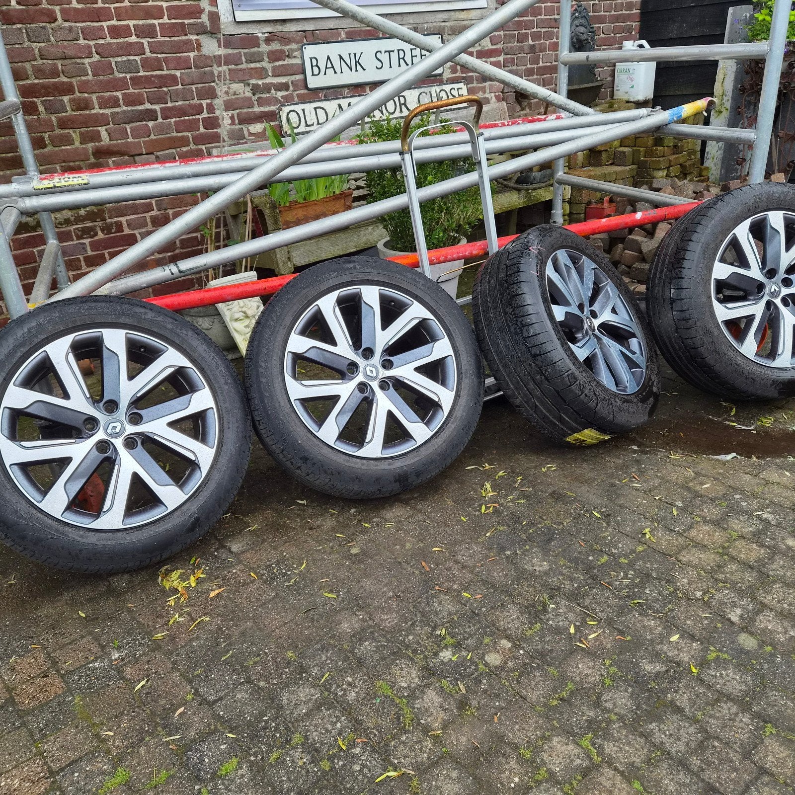 Lichtmetalen wielen Renault 19 inch, Auto-onderdelen, Banden en Velgen, 19 inch, Banden en Velgen, 235 mm, Winterbanden