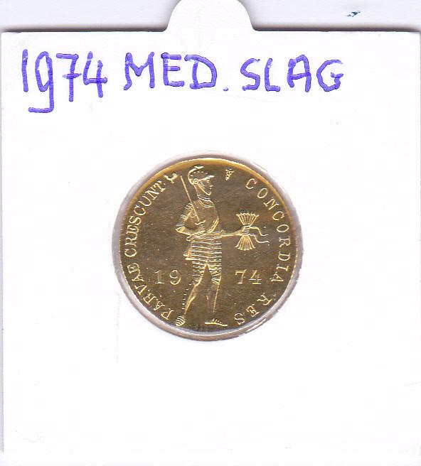 Zeldzame gouden dukaat 1974 MEDAILLESLAG, Postzegels en Munten, Koningin Juliana, Losse munt, Goud, Overige waardes