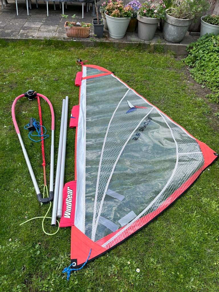 Surftuig kids 2.5m2 compleet, Watersport en Boten, Windsurfen, Ophalen, Minder dan 5 m², Complete set, Gebruikt