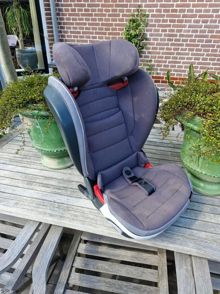 Kinderstoel auto BeSafe iZi Flex Fix i-Size 100-150 cm, Ophalen of Verzenden, Gebruikt, Overige merken, Isofix