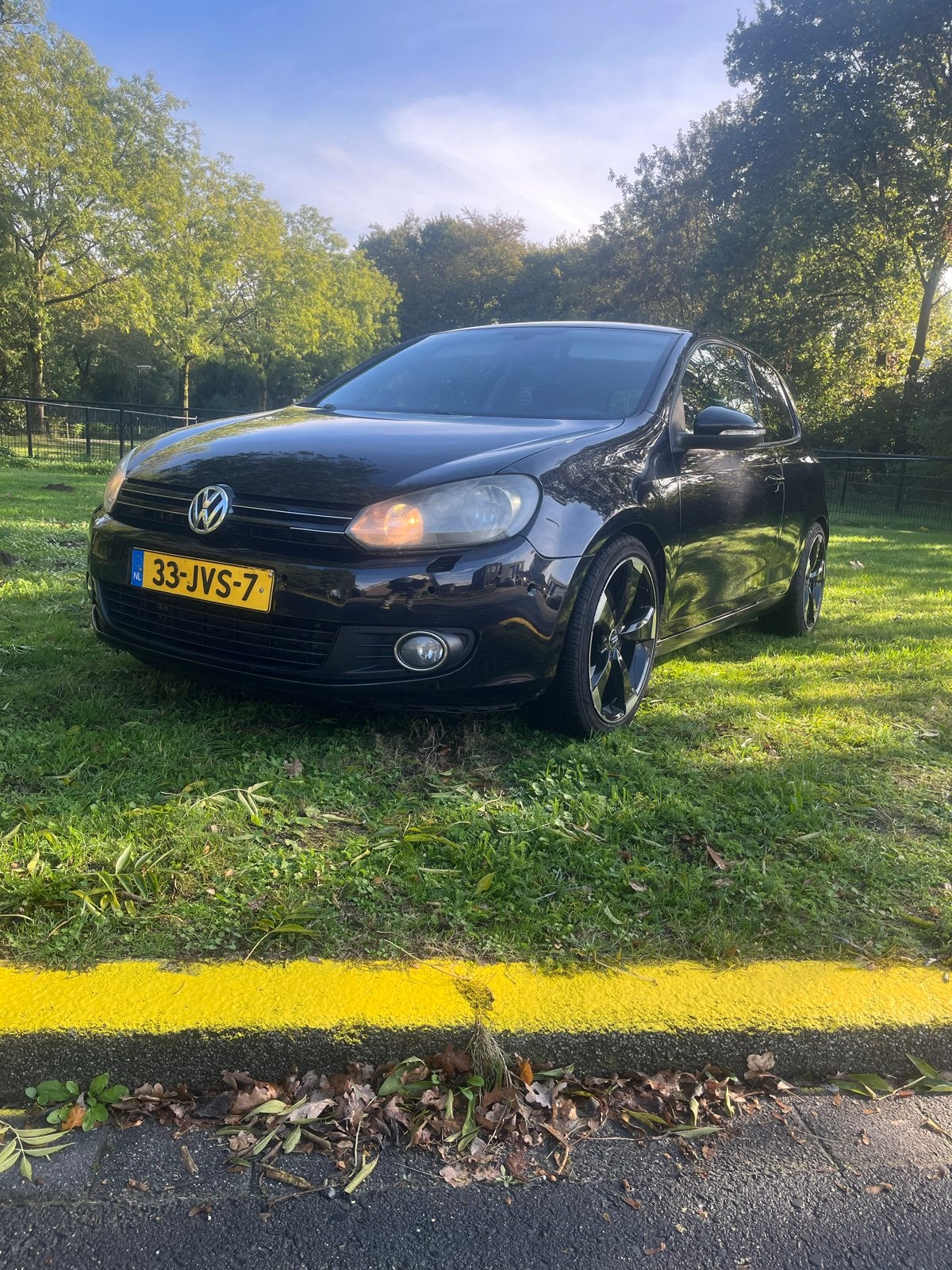 Volkswagen Golf 1.4 TSI 160pk twincharger 118KW DSG 2009, 680 kg, 4 cilinders, Zwart, Origineel Nederlands