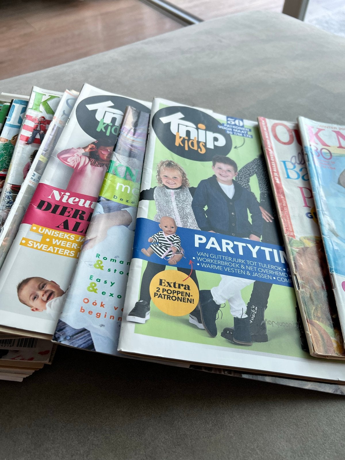75 naaiboeken met patronen voor naaiclubje, Ophalen of Verzenden, Gelezen, Overige typen