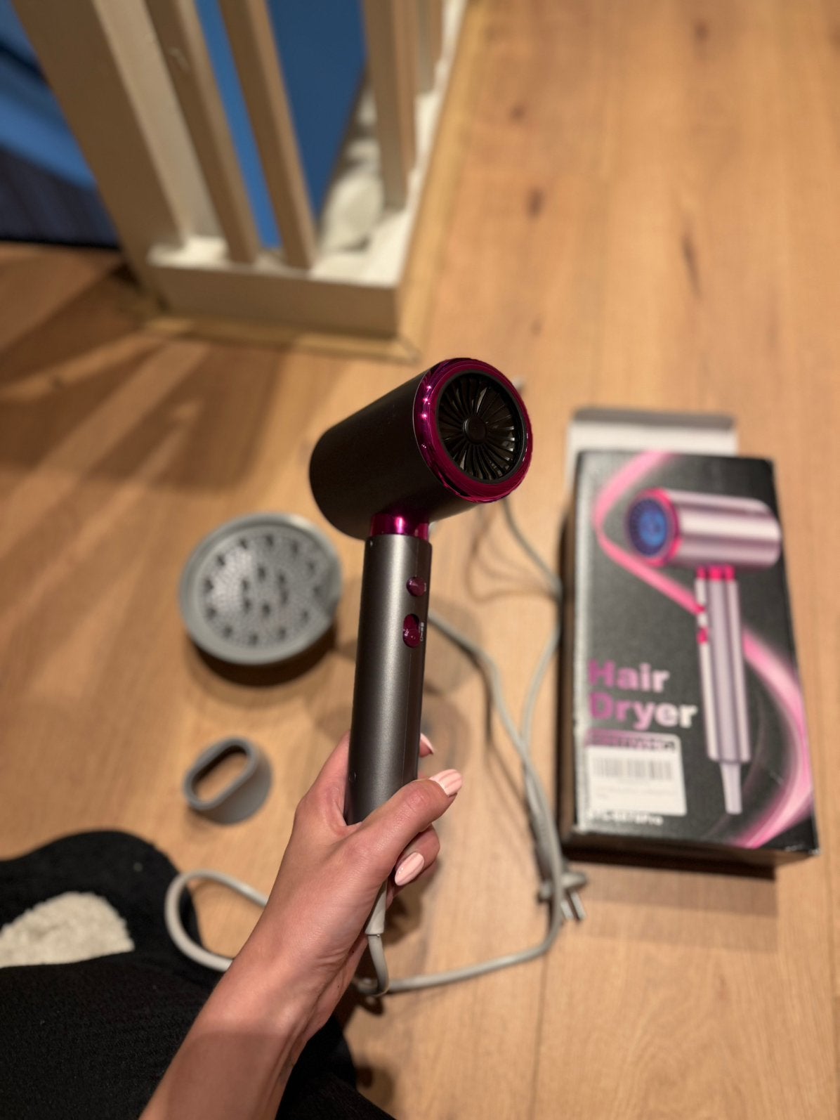 Haar föhn met diffuser, Sieraden, Tassen en Uiterlijk, Uiterlijk | Haarverzorging, Ophalen of Verzenden, Zo goed als nieuw, Föhn of Haardroger