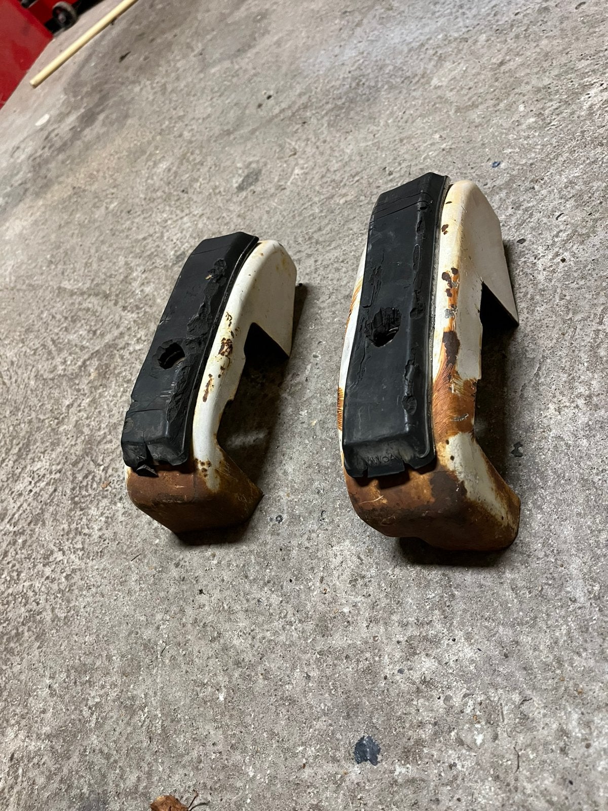 Vw T2 t2B overriders bunper rozetten, Auto-onderdelen, Gebruikt, Ophalen of Verzenden, Bumper, Achter