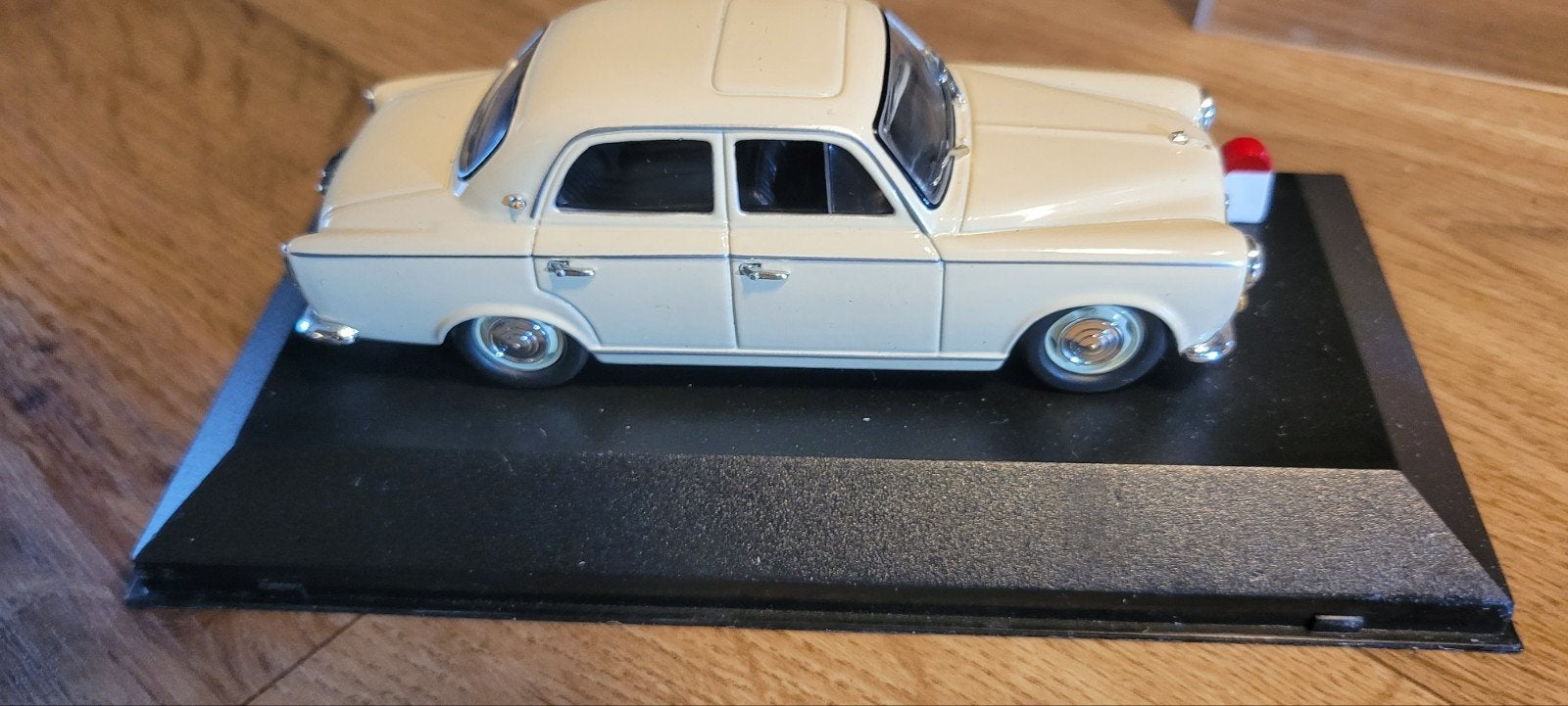 Peugeot 403 1957 schaalmodel - Zo goed als nieuw, Ophalen of Verzenden, Zo goed als nieuw, Overige typen