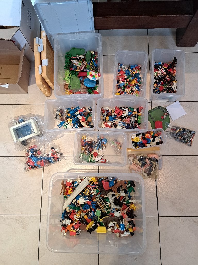 veel onderdelen en poppetjes van playmobiel, Kinderen en Baby's, Ophalen of Verzenden, Gebruikt, Losse onderdelen, Overige typen