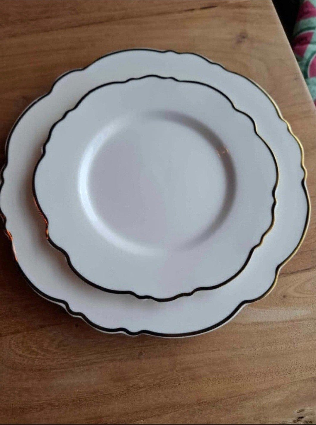 Dutch Rose Schulp Borden Wit Goud - 6 Grote, 6 Kleine, Huis en Inrichting, Keuken | Servies, Ophalen, Nieuw, Bord(en), Overige stijlen