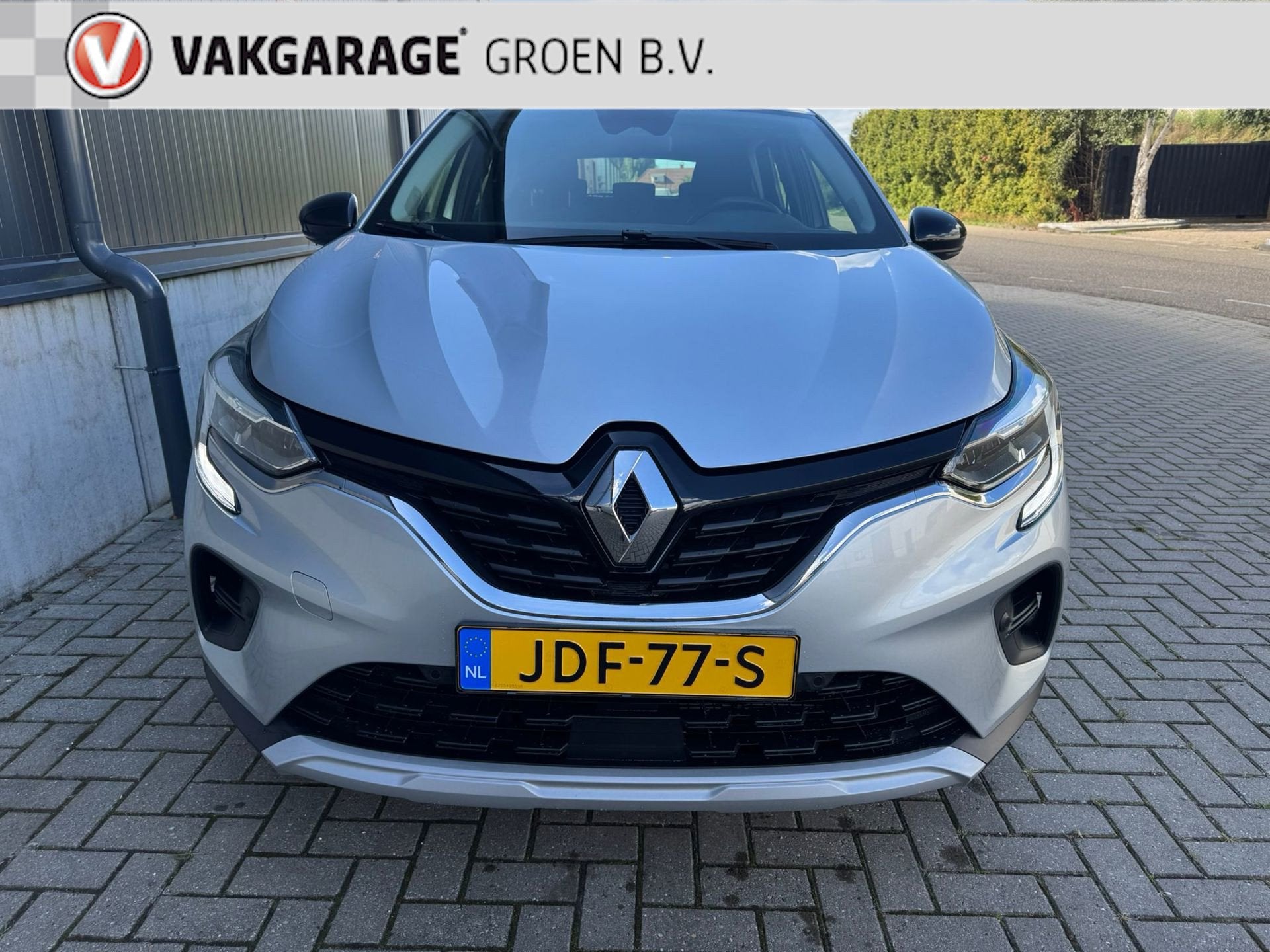 Renault Captur 1.6 E-Tech plug-in hybrid 160 techno / navi /, Gebruikt, 4 cilinders, Plug-in hybride, Bedrijf
