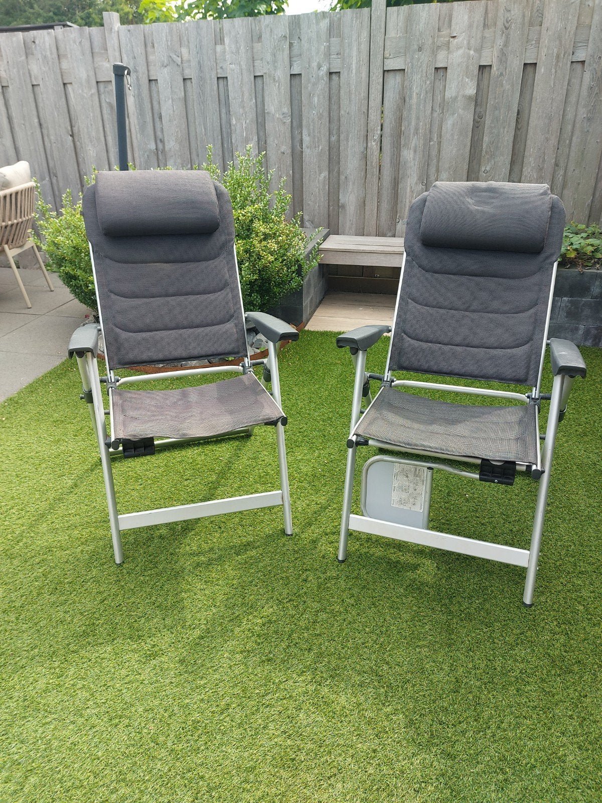 2 ANWB campingstoelen met hoofdsteun, grijs, Caravans en Kamperen, Ophalen, Gebruikt, Campingstoel