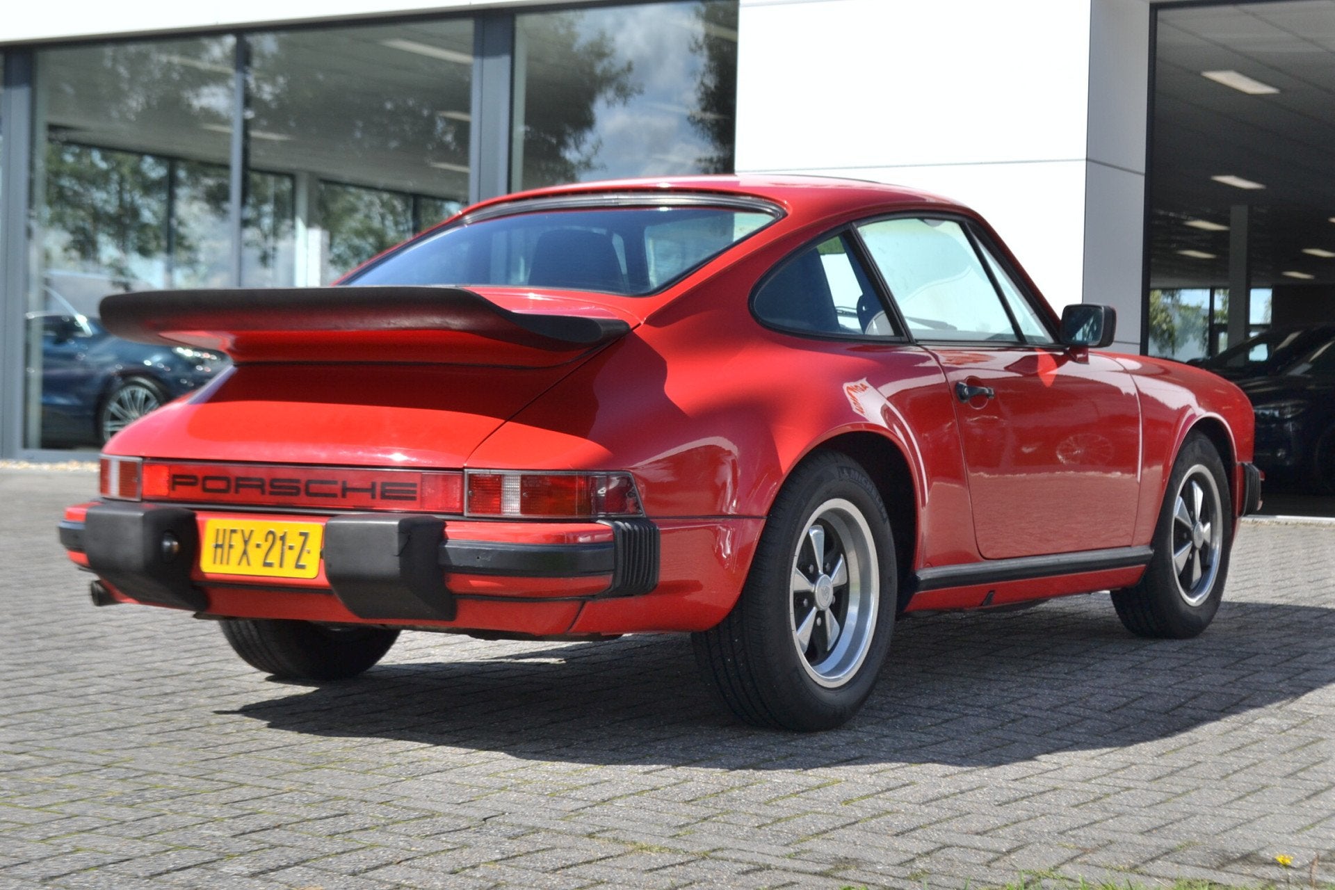 Porsche 911 3.2 Carrera Coupe Schuifdak (bj 1985), foto 12