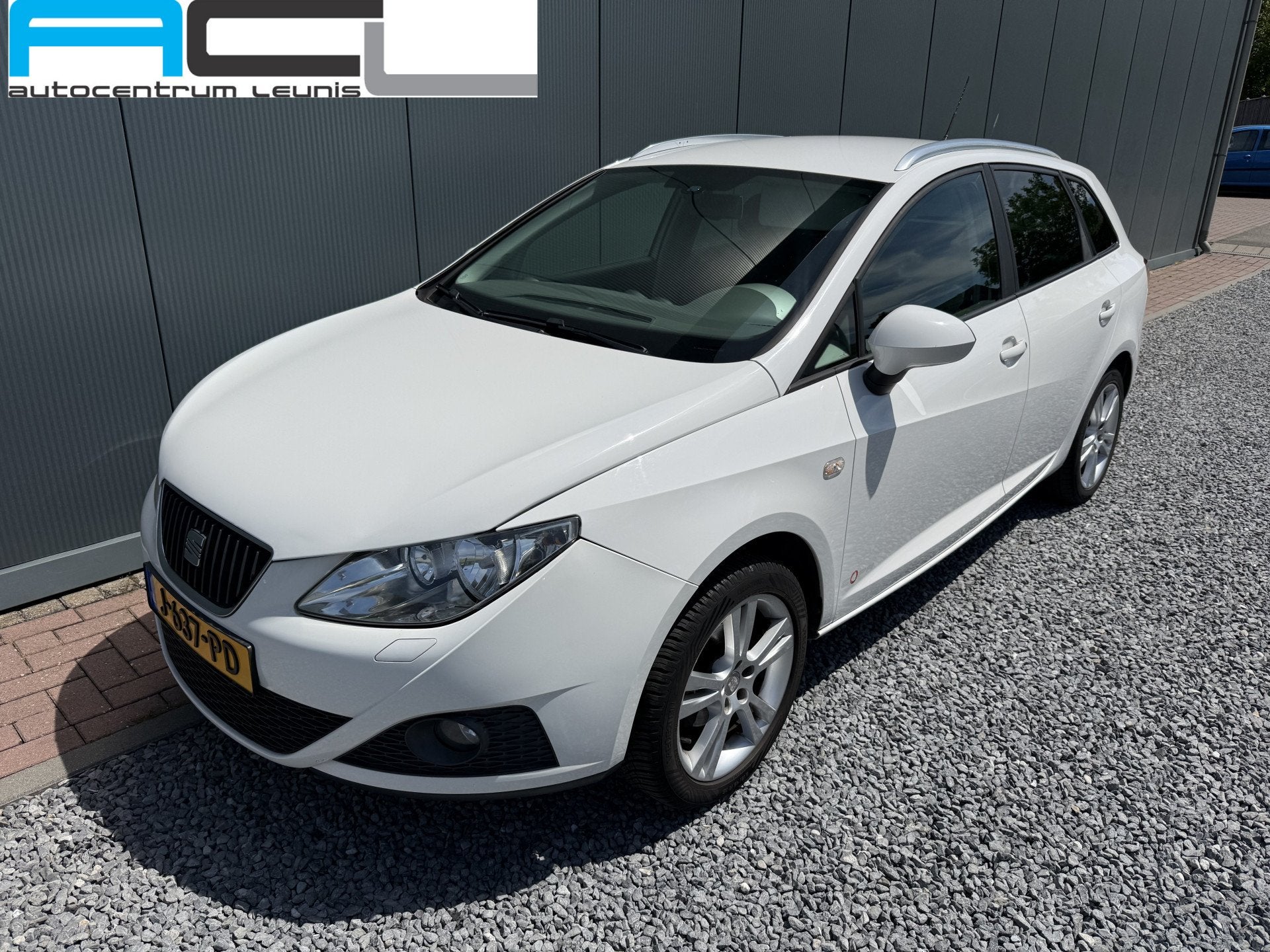 SEAT Ibiza ST 1.4i 16v COPA pakket Stationwagon 5-drs, Voorwielaandrijving, Euro 5, Zwart, 4 cilinders