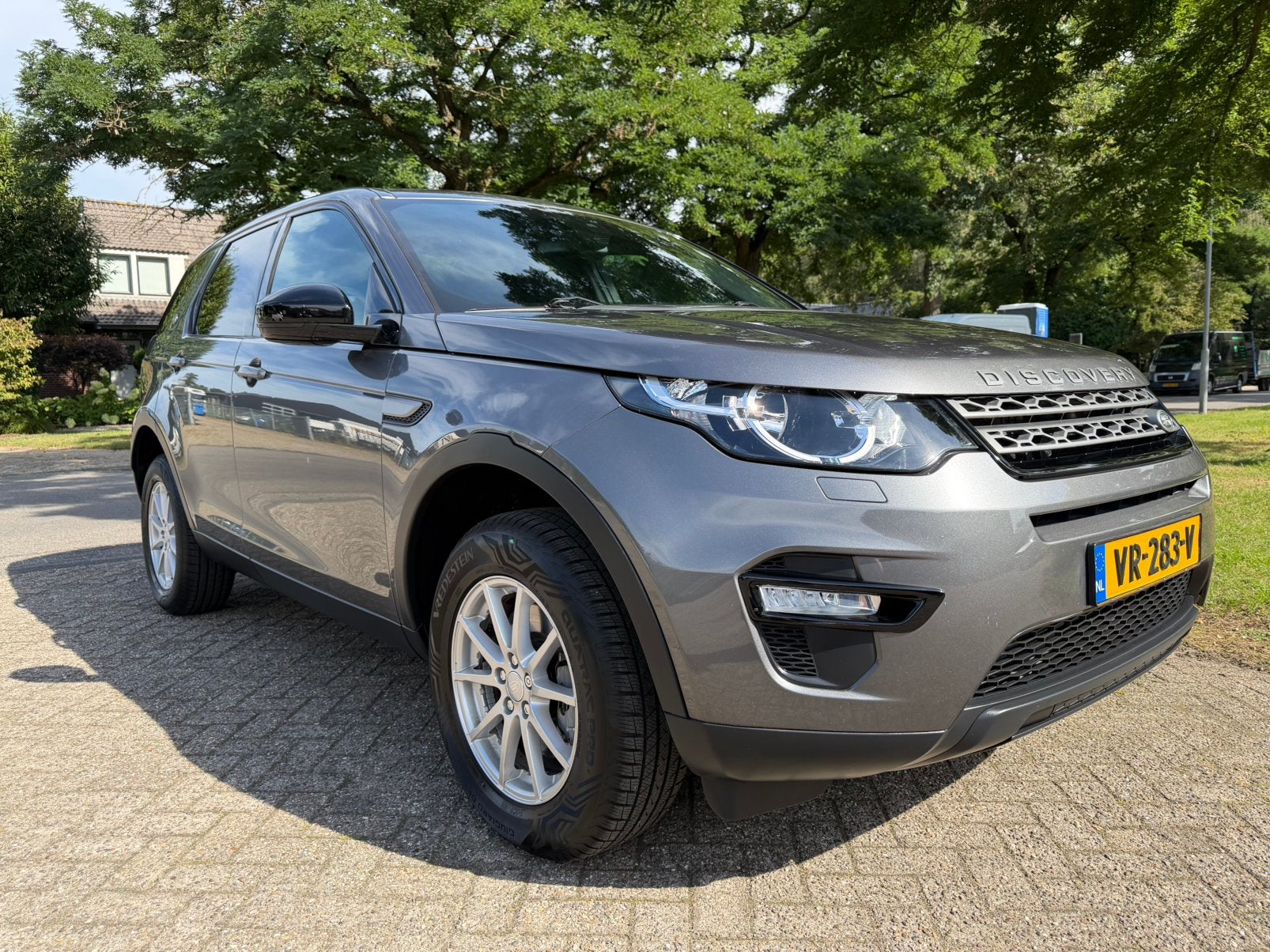 Land Rover Discovery sport 2.2 TD4 grijs kenteken, Zwart, Vierwielaandrijving, Particulier, Te koop