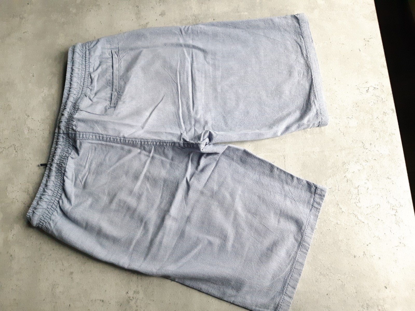 Hele leuke mooie korte broek maat 30., Kleding | Heren, Ophalen of Verzenden, Zo goed als nieuw, Maat 48/50 (M), Grijs