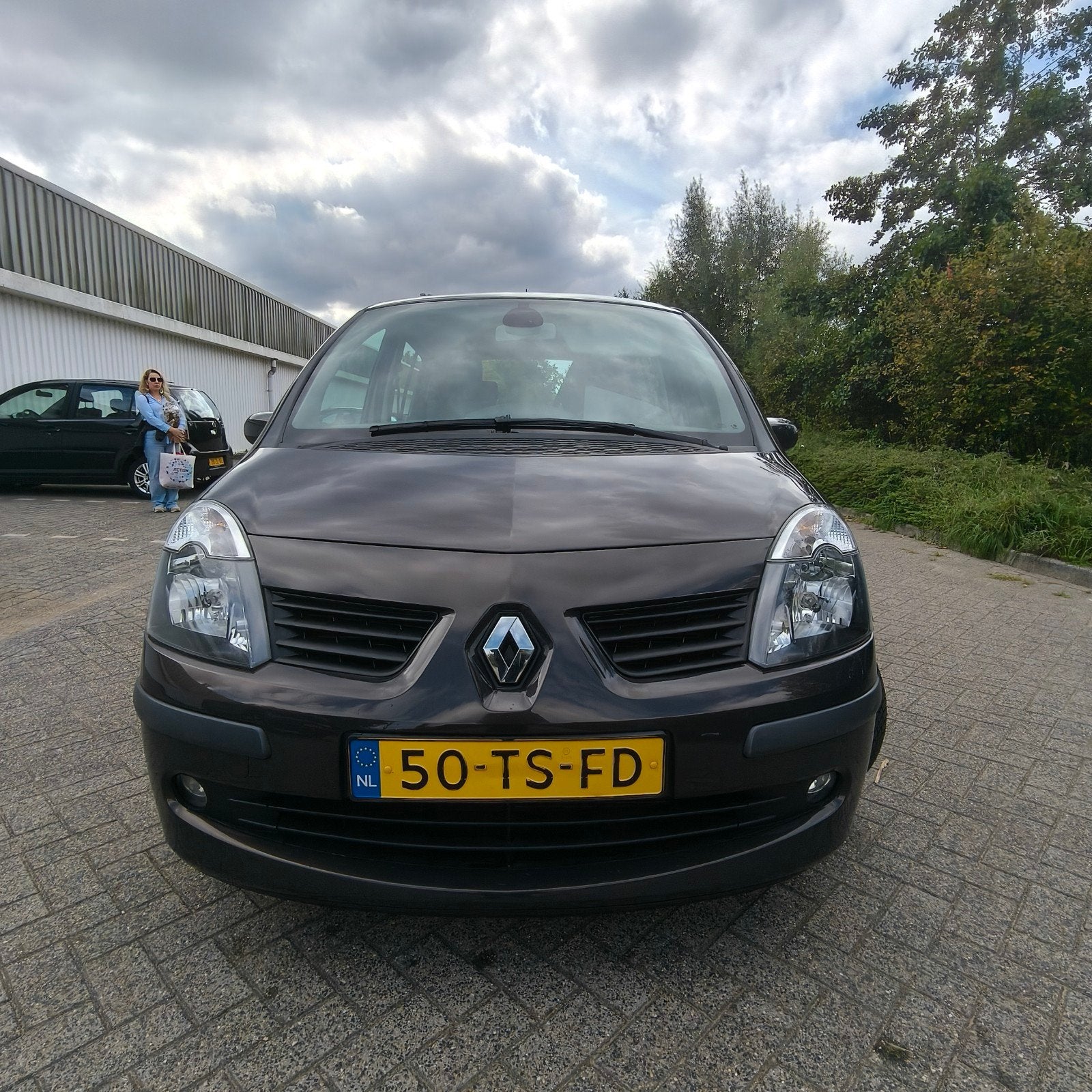 Renault Modus 1.6 16V AUT 2007 Bruin, Auto's, Dealer onderhouden, Stof, 4 cilinders, Bruin
