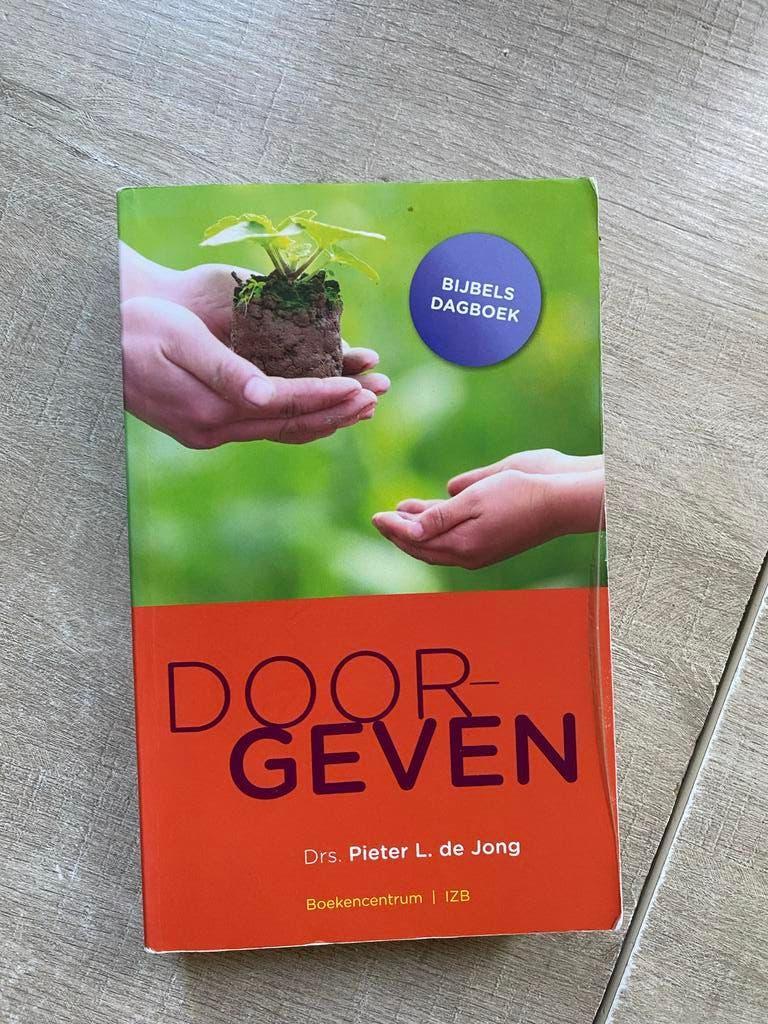Bijbels Dagboek: Doorgeven - Dr. Pieter L. de Jong, Boeken, Ophalen of Verzenden, Gelezen, Christendom | Protestants