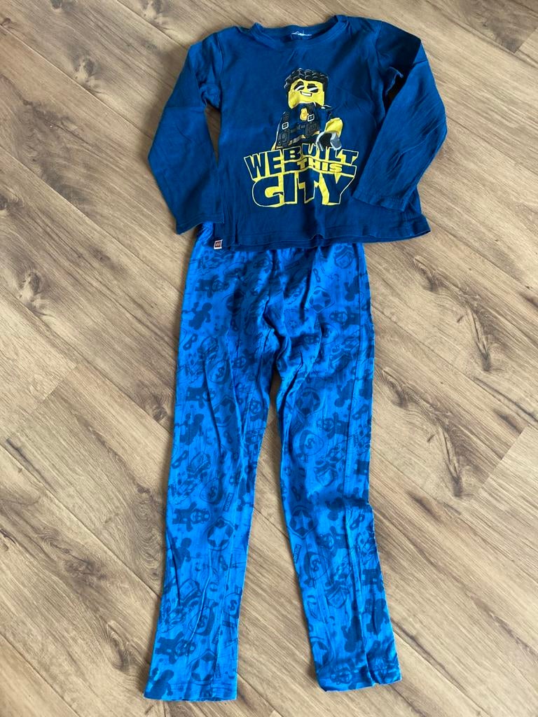 3 pyjama's, 2 x lego dun, 1 x spiderman badstof maat 122-128, Ophalen of Verzenden, Gebruikt, Jongen of Meisje, Nacht- of Onderkleding