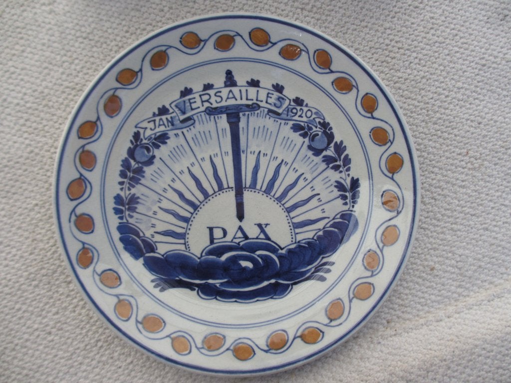 Zeldzaam Delfts Blauw wandbord Royal Delft, Versailles 1920