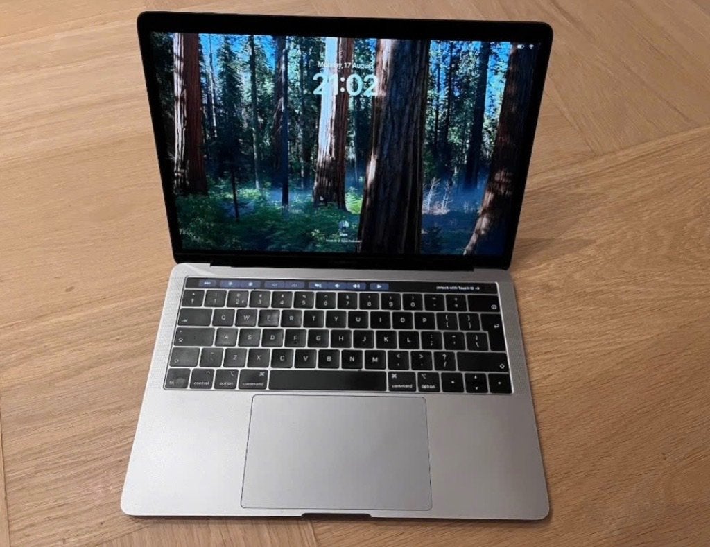 MacBook Pro 13 inch 2018 i7 16gb nette staat, Computers en Software, 256 GB, 2 tot 3 Ghz, Qwerty, 13 inch