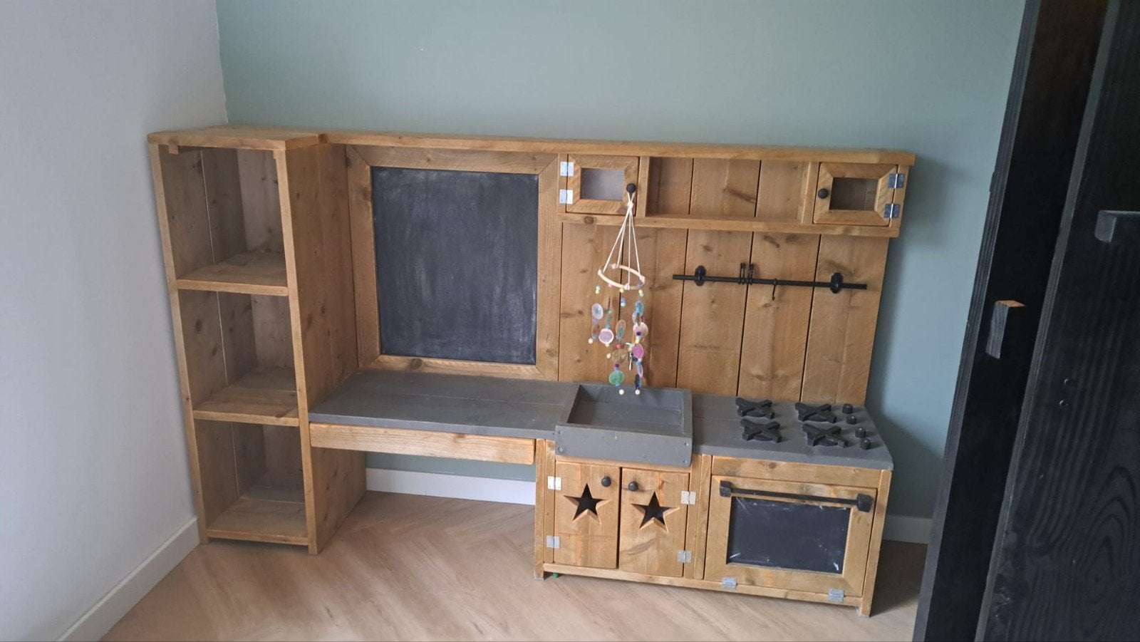 Speelmeubel steigerhout, Ophalen, Zo goed als nieuw, Meubelstuk of Keukentje
