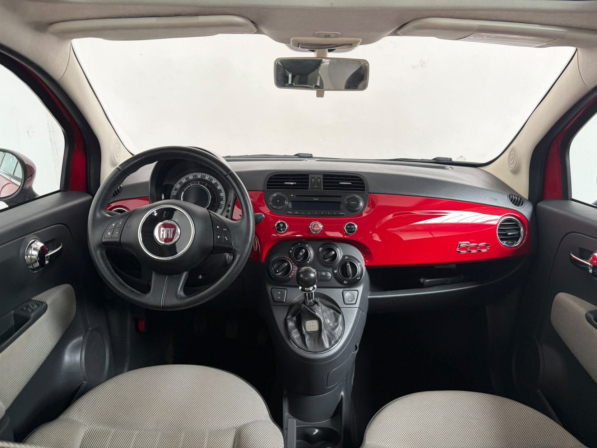 Fiat 500 1.2 Lounge. Pano. Airco! (bj 2011), Auto's, Fiat, Voorwielaandrijving, Euro 5, Gebruikt, 1242 cc