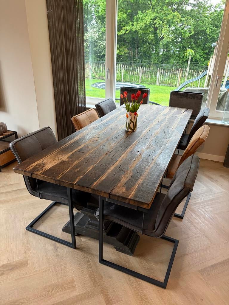 Massieve kloostertafel van oud treinwagonhout met 6 stoelen, Huis en Inrichting, Tafels | Eettafels, Ophalen, Gebruikt, 100 tot 150 cm
