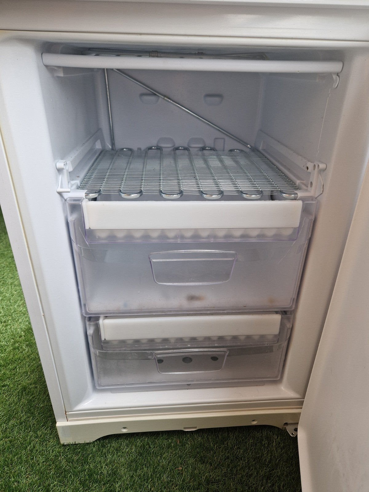 Indesit Koel-vriescombinatie - H185 B65, Ophalen, Gebruikt, 60 cm of meer, Met aparte vriezer