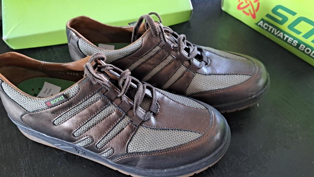 Sano Mephisto schoenen maat 7 maat 40,5, Mephisto, Bruin, Ophalen of Verzenden, Sneakers of Gympen