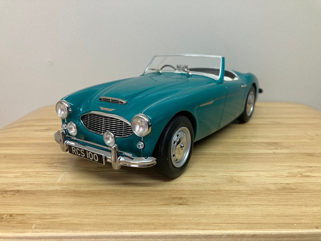 Austin Healey 3000 MK 1 van 1959  1/18 Norev, Hobby en Vrije tijd, Modelauto's | 1:18, Ophalen of Verzenden, Nieuw, Auto, Norev