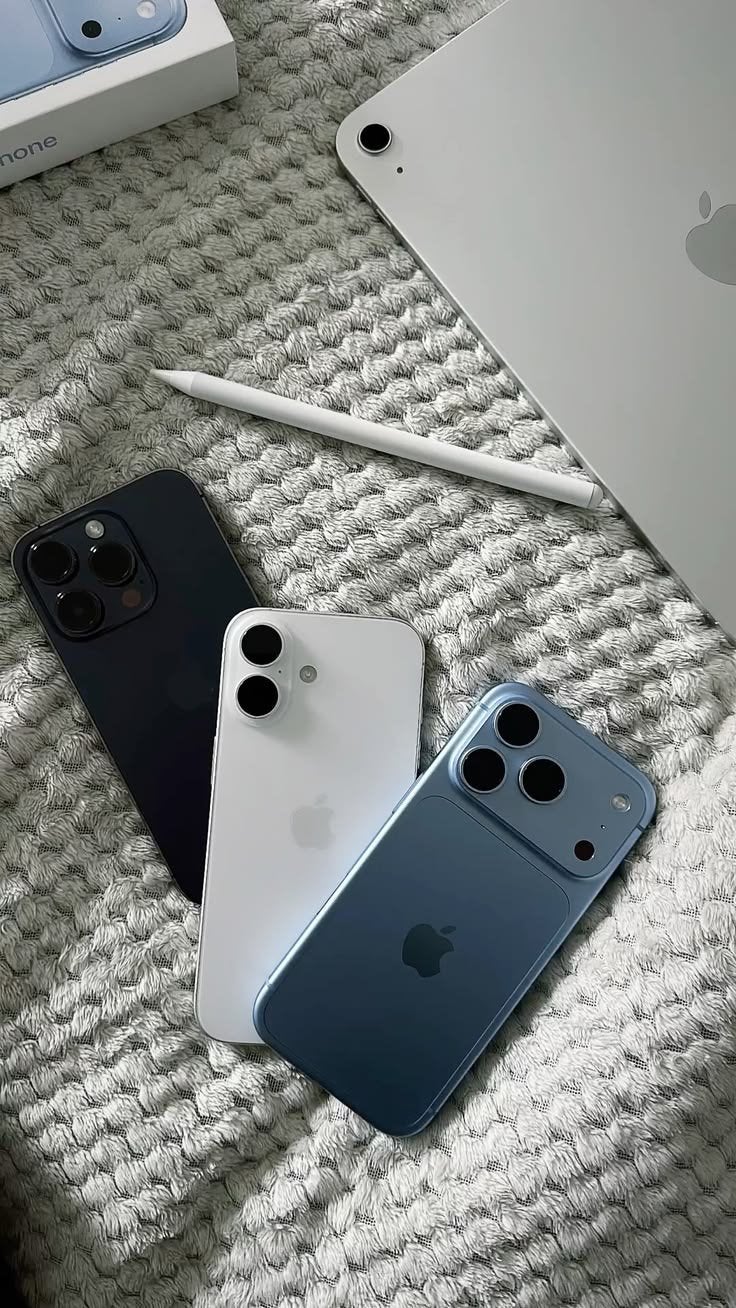 Iphones kappot scherm gezocht, Ophalen of Verzenden, Zo goed als nieuw, Blauw, 256 GB