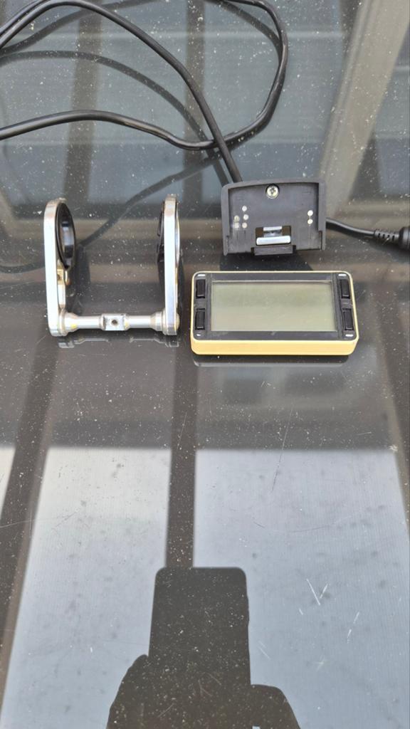 Trek BionX Display met Houder, Fietsen en Brommers, Fietsaccessoires | Fietscomputers, Ophalen of Verzenden, Snelheidssensor, Gebruikt