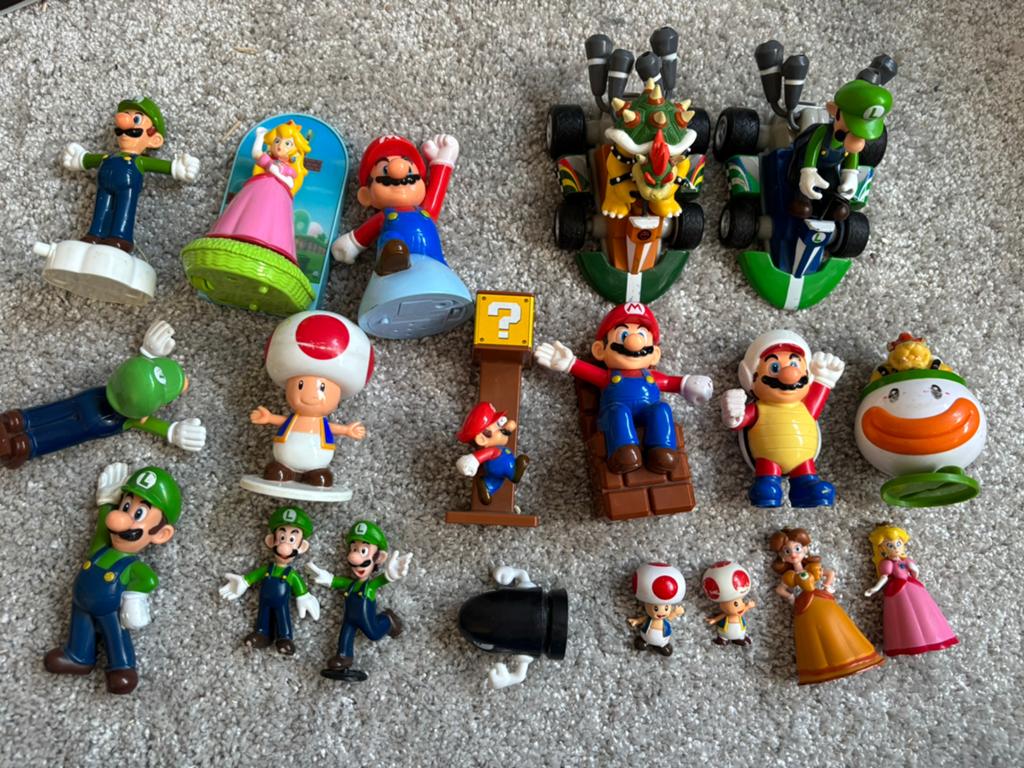 NINTENDO/ McDonalds FIGUREN oa PULLBACK AUTO’S, Ophalen of Verzenden, Zo goed als nieuw