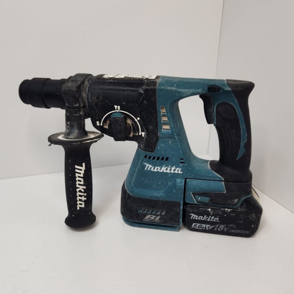 Makita dhr243 boormachine + 5.0 accu, Makita, Gebruikt, Support@makita.com, Makita Corporation, 3-11-8, Sumiyoshi-cho, 
Anjo, Aichi 446-8502
Japan