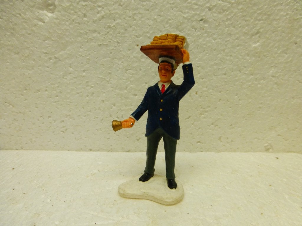 lemax Muffin Man kerstdorp poppetje figurine beeldje kerst, Diversen, Kerst, Ophalen of Verzenden, Zo goed als nieuw