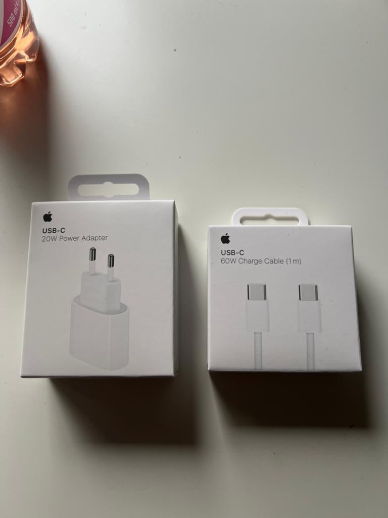Apple Origineel Power Adapter 20w + USB-C to USB-C 1 m 60w, Ophalen of Verzenden, Nieuw, Apple iPhone