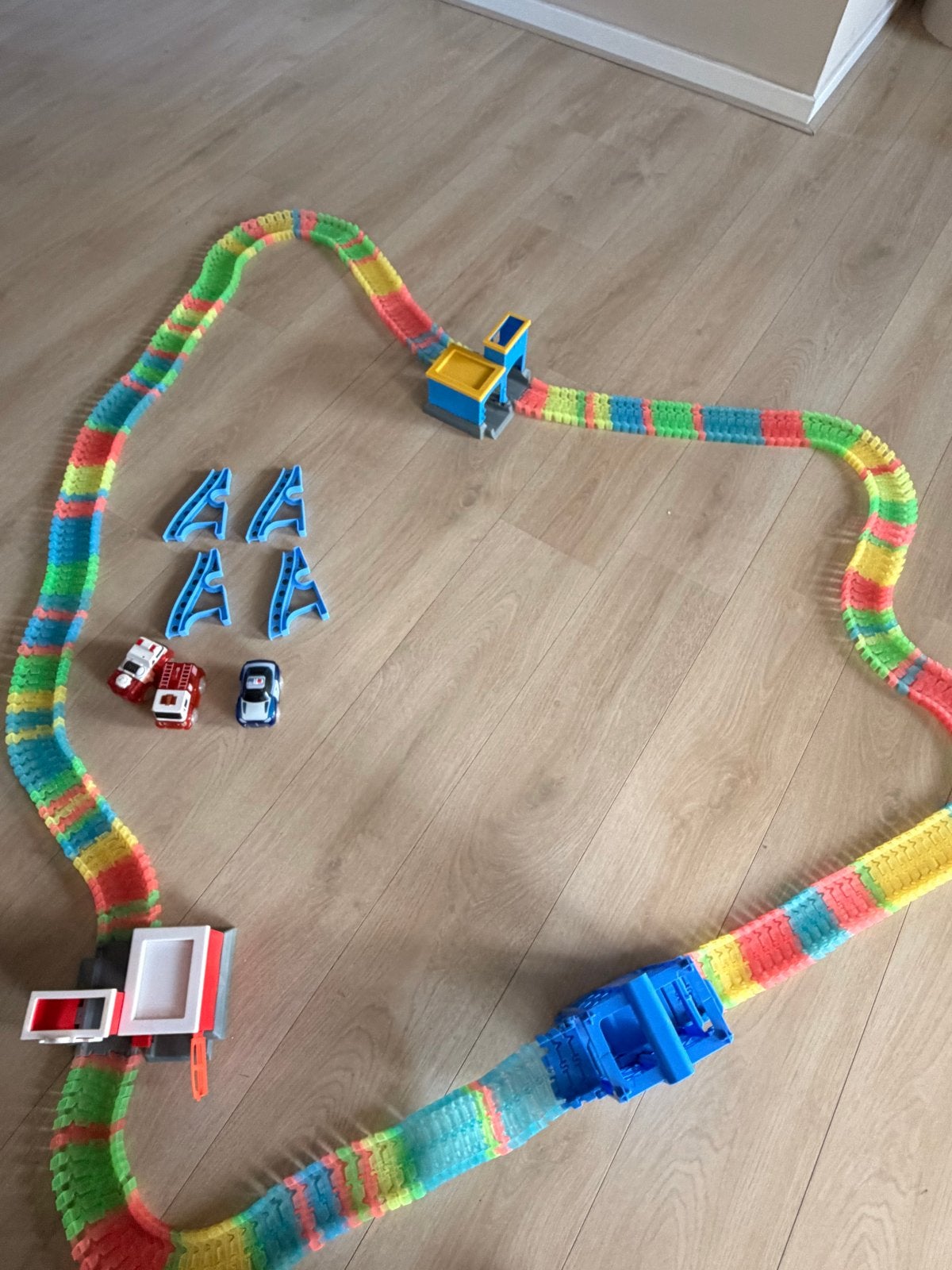 Magic Track Autoracebaan - Keurige staat, Overige merken, Racebaan, Zelf te bouwen, Ophalen of Verzenden