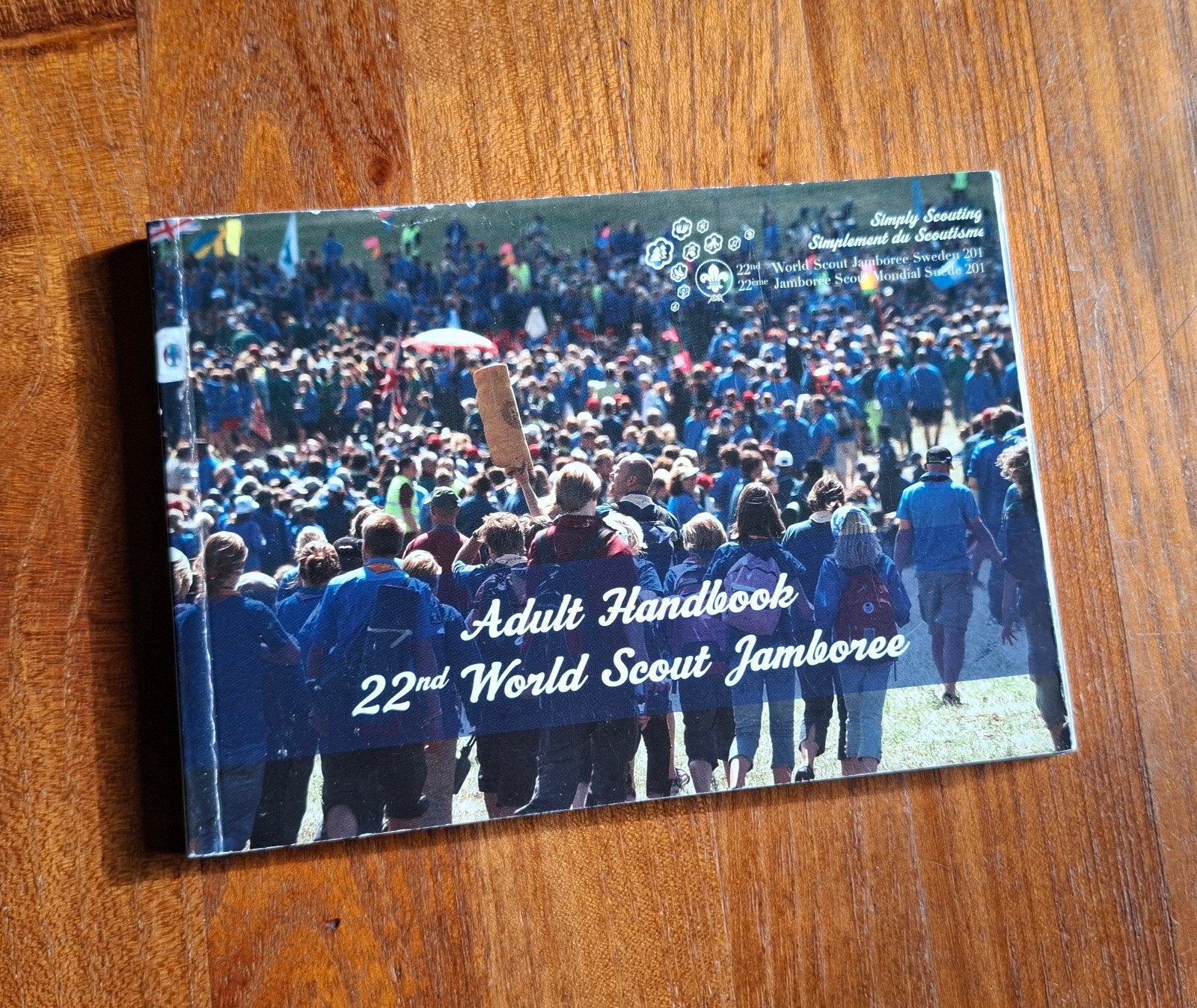 Scouting WJ2011 handboek (volwassenen), Ophalen of Verzenden, Embleem, Speld of Insigne